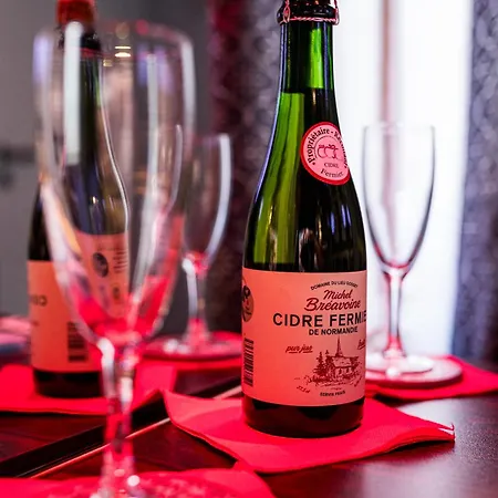 Apartman Loveroom Sauna, Balneo, Parking Prive Dans Le Centre De Honfleur