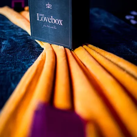 Loveroom Sauna, Balneo, Parking Prive Dans Le Centre De Apartman