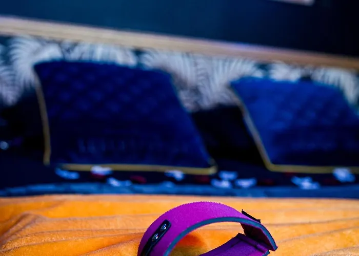 Apartmán Loveroom Sauna, Balneo, Parking Prive Dans Le Centre De *