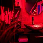 公寓 Loveroom Sauna, Balneo, Parking Prive Dans Le Centre De *