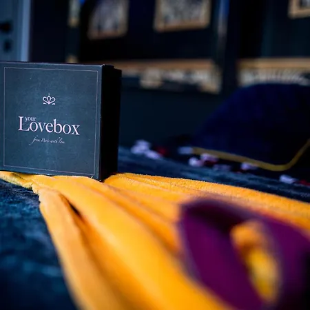 Appartement Loveroom Sauna, Balneo, Parking Prive Dans Le Centre De *