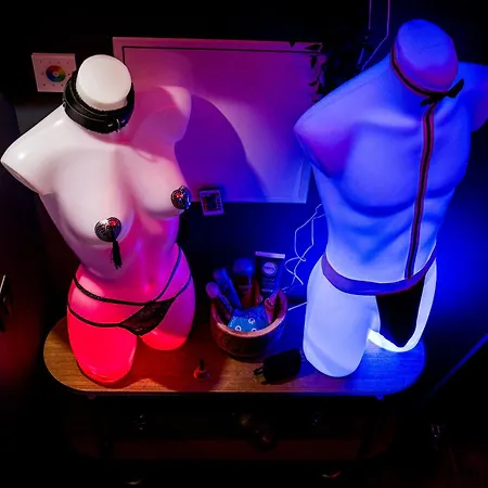 Appartamento Loveroom Sauna, Balnéo, Parking Privé Dans Le Centre De *