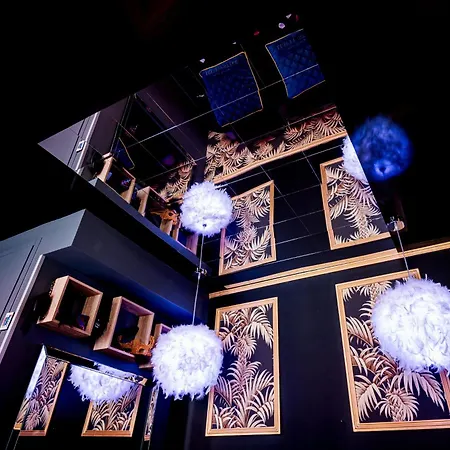 Loveroom Sauna, Balnéo, Parking Privé Dans Le Centre De Honfleur