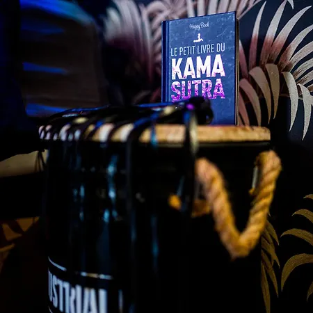 Loveroom Sauna, Balneo, Parking Prive Dans Le Centre De