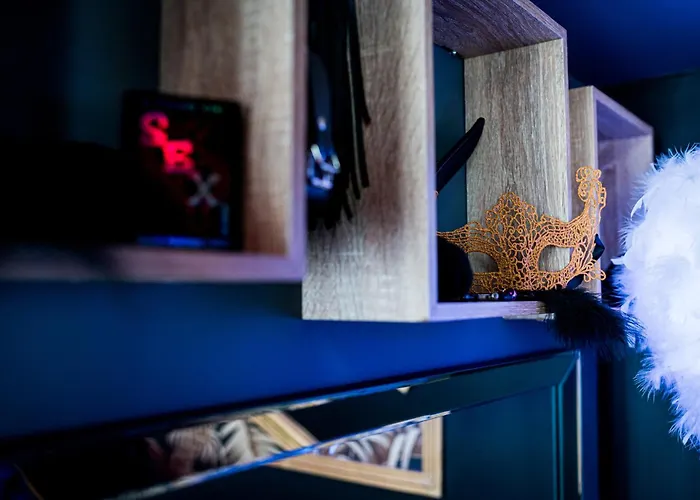 Апартаменти Loveroom Sauna, Balneo, Parking Prive Dans Le Centre De Онфлер