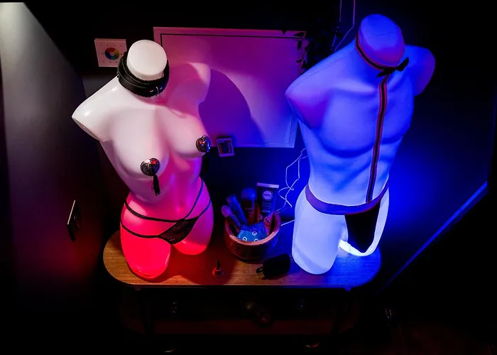 Apartamento Loveroom Sauna, Balnéo, Parking Privé Dans Le Centre De *