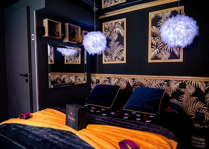 Apartamento Loveroom Sauna, Balnéo, Parking Privé Dans Le Centre De *